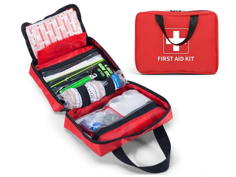 Small First Aid Kit 220 PCS 7