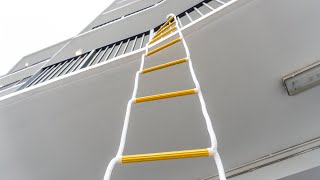 Emergency escape ladder